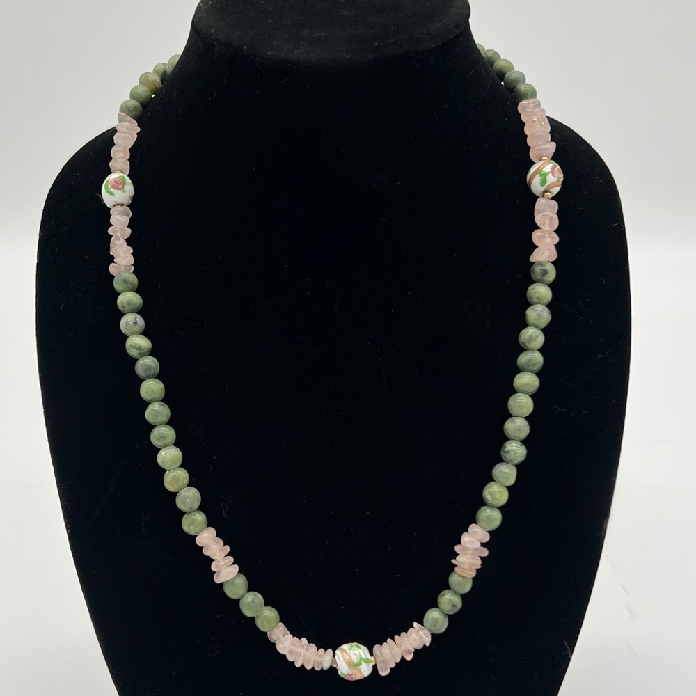 Vintage Jade & Rose Quartz Beaded Necklace – Cloisonné Floral Beads‎